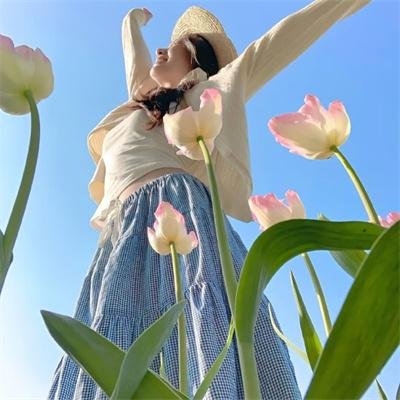 演员米拉·埃尔绍娃